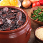 Feijoada Carioca: A Tradição Gastronômica do Rio de Janeiro